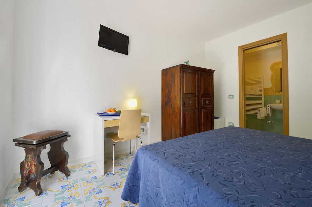 Forio di Ischia Bnb Le Isole الغرفة الصورة